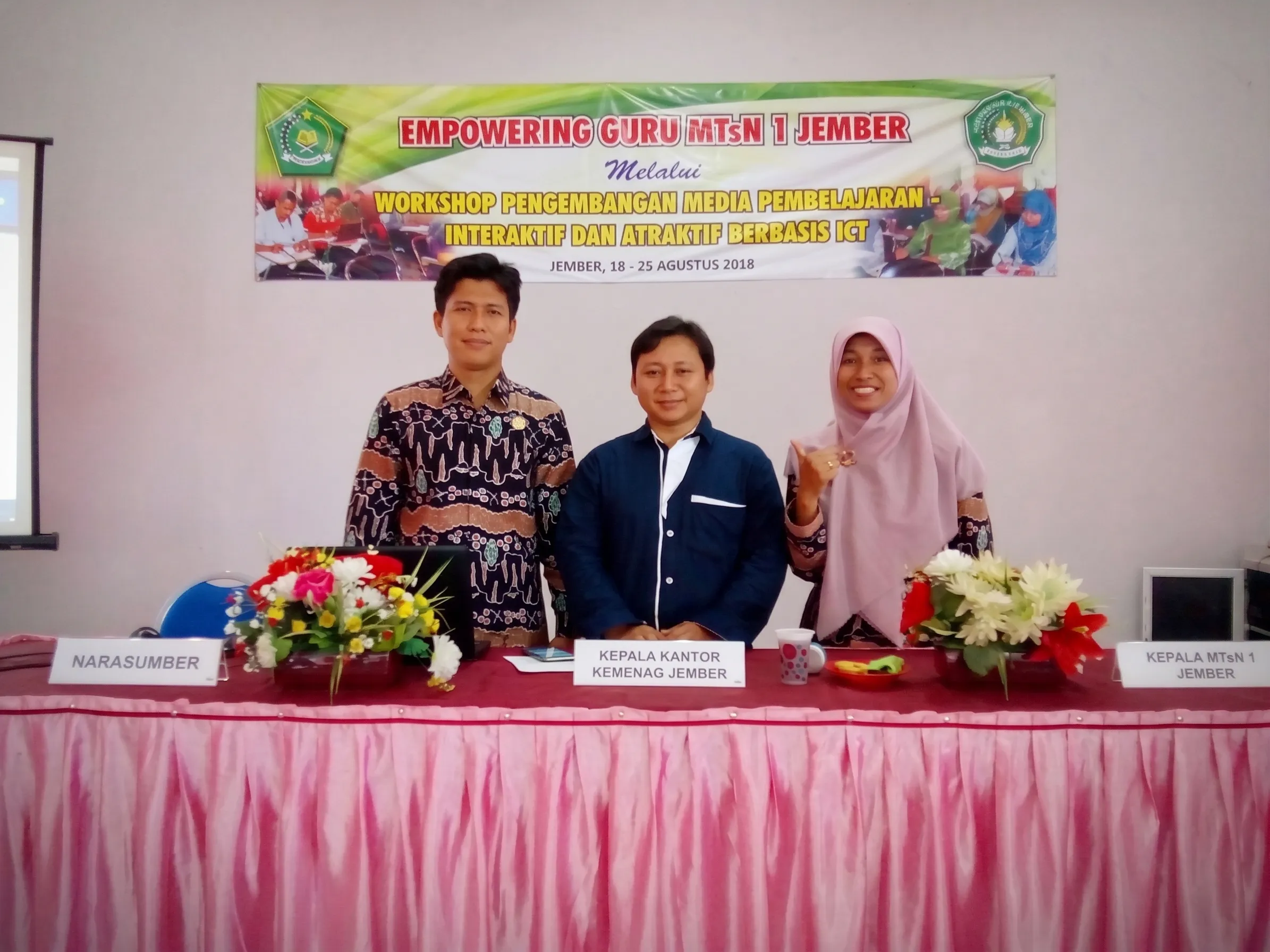 Empowering Guru MTsN 1 Jember Melalui Workshop