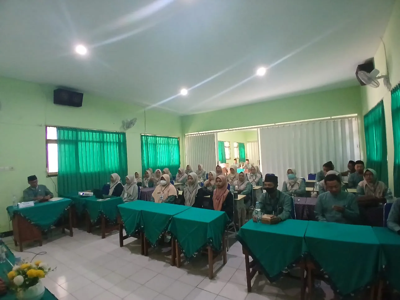 Workshop Penguatan Kompetensi Guru MTsN 3 Jember